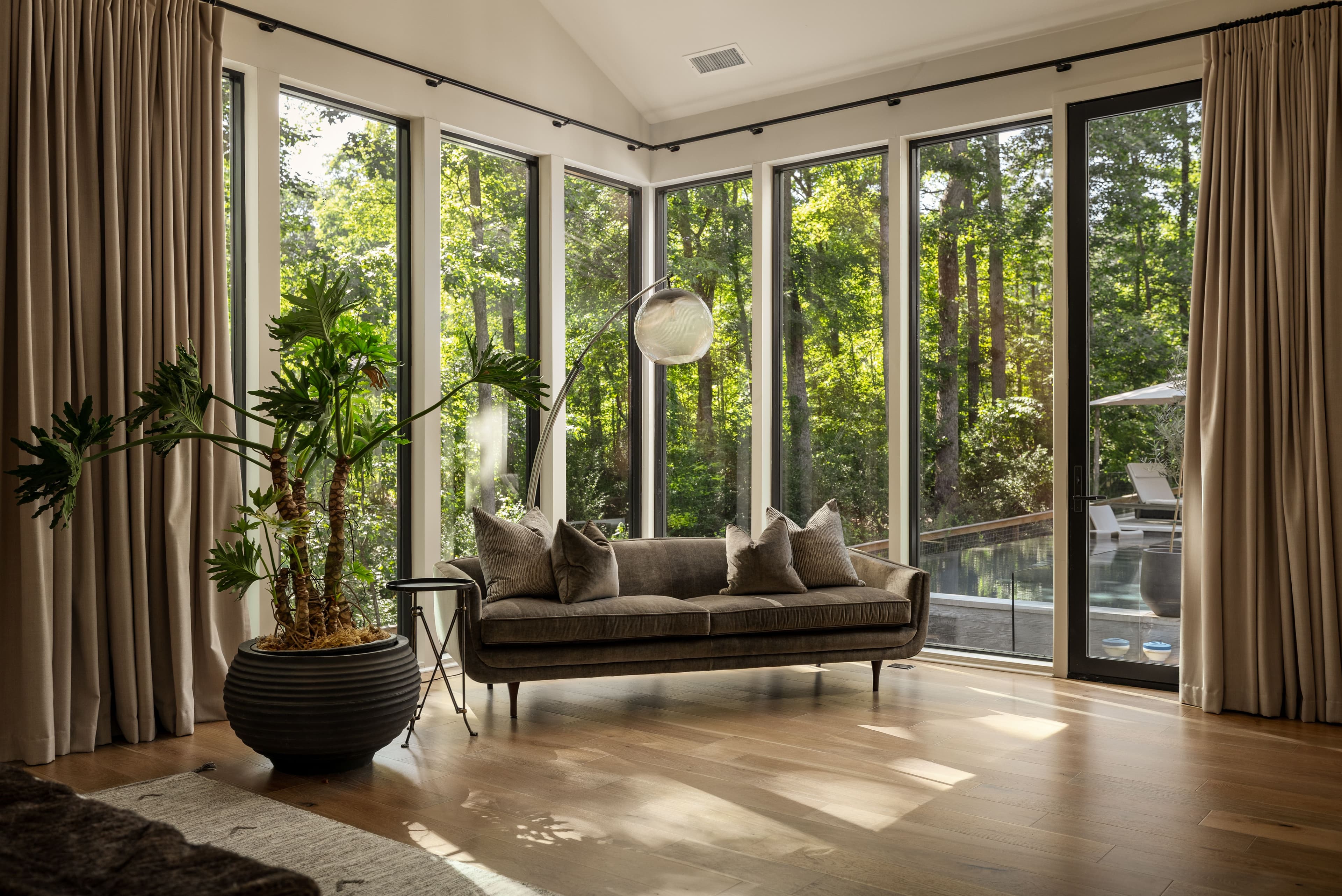 primary-bedroom-view